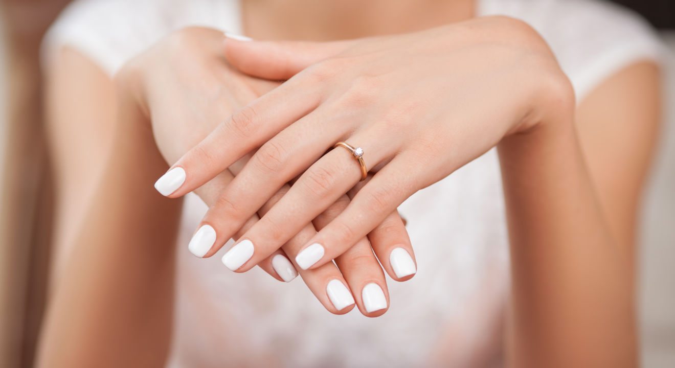 Entity explains why getting that gel manicure may be bad for your nails.