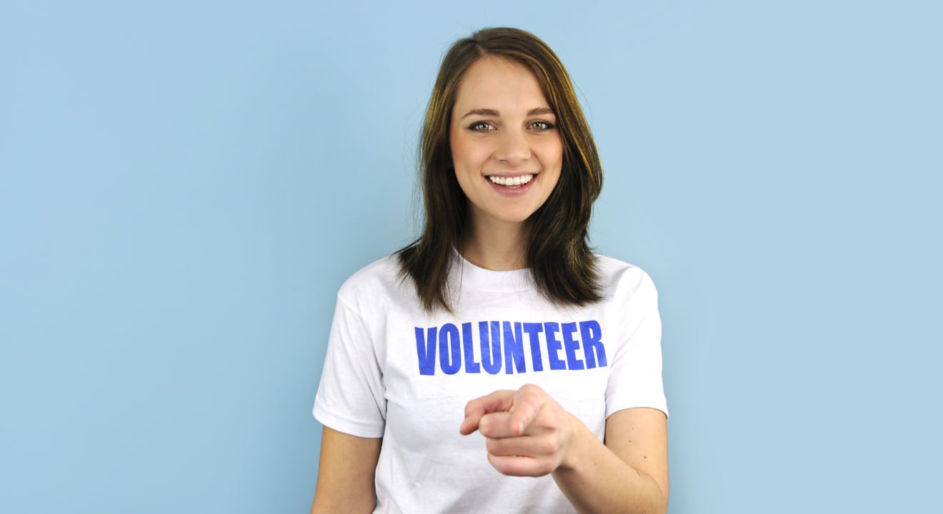Entity reports on why it's important for women to volunteer their time.