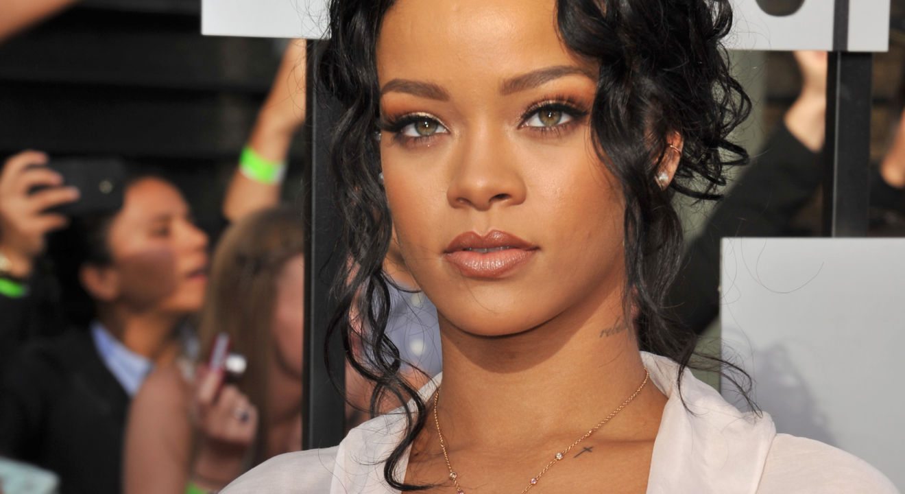 Entity explains why we love Rihanna style.