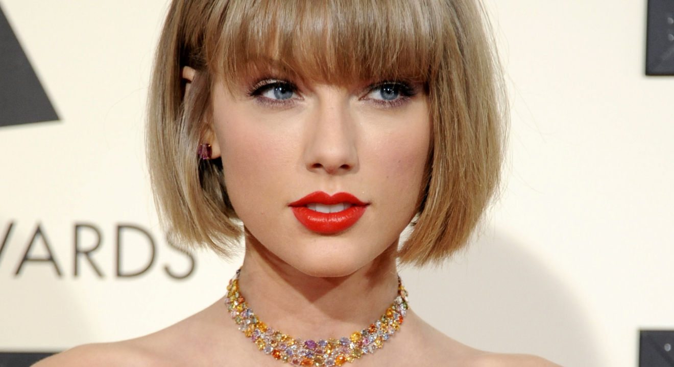 Taylor Swift tops Forbes' 2016 highest-paid celebrity list.