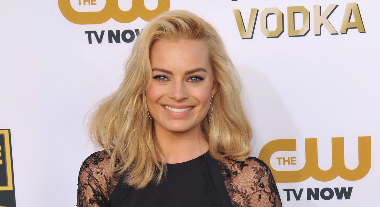 ENTITY reports that Margot Robbie will star as Harley Quinn again in the next DC Comic's film "Gotham City Sirens."