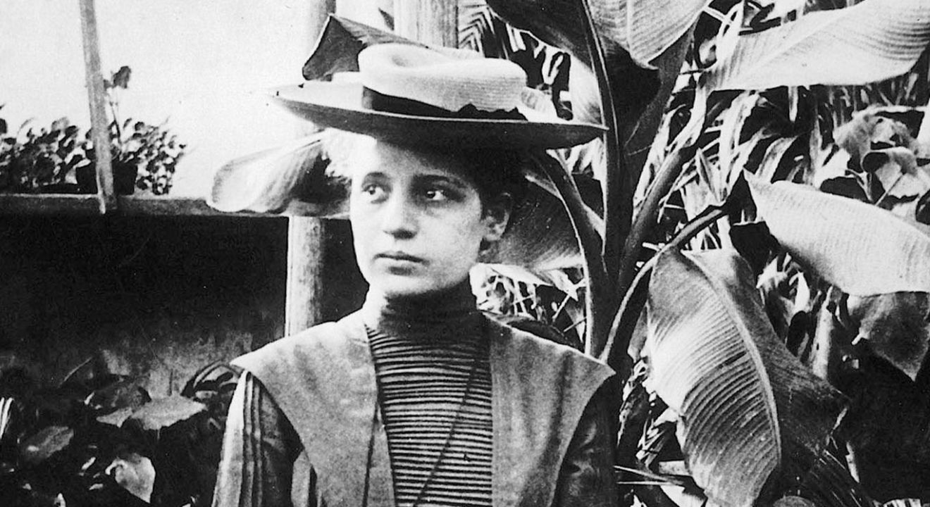 Entity shares the life of one of the most famous women in history, Lise Meitner.