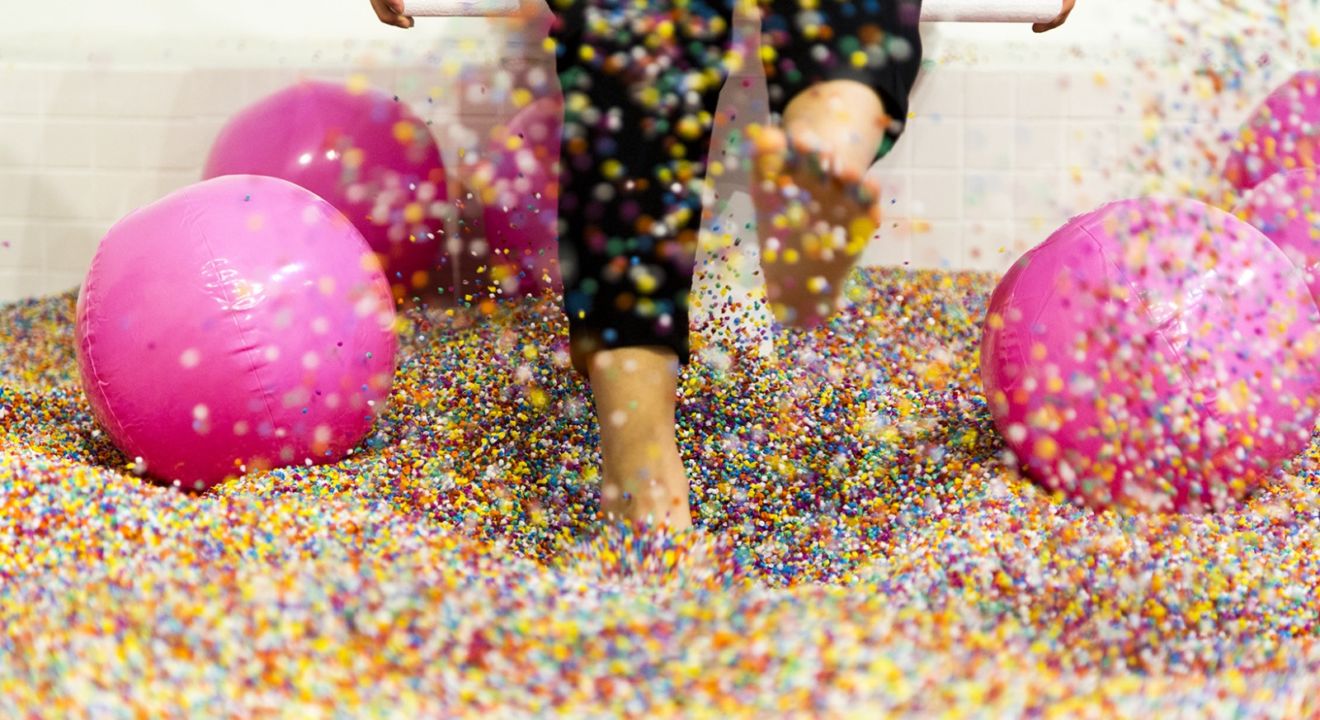 LA ice cream museum lets you jump into a pool of sprinkles, Entity reports.