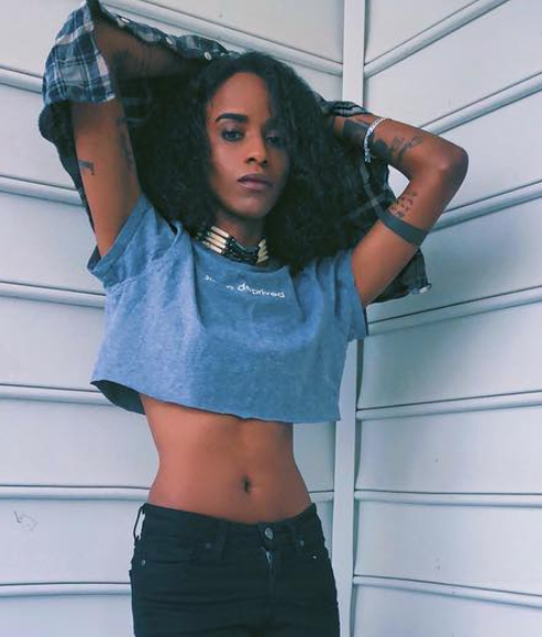 ENTITY answers What does non-binary mean? Rapper Roes (formerly Angel Haze)