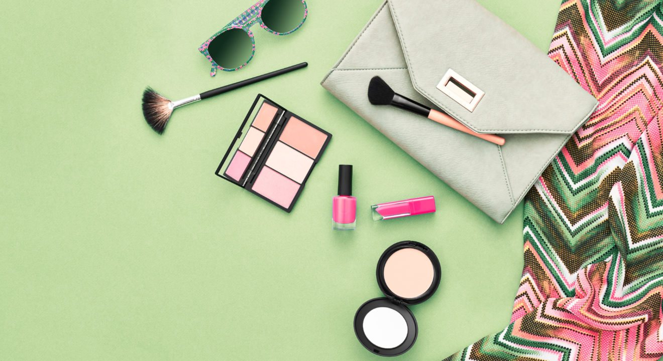 ENTITY shares summer makeup tips and products.