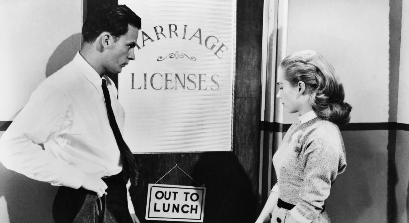 One Entity writer explains why she recommends marrying in your 20s.