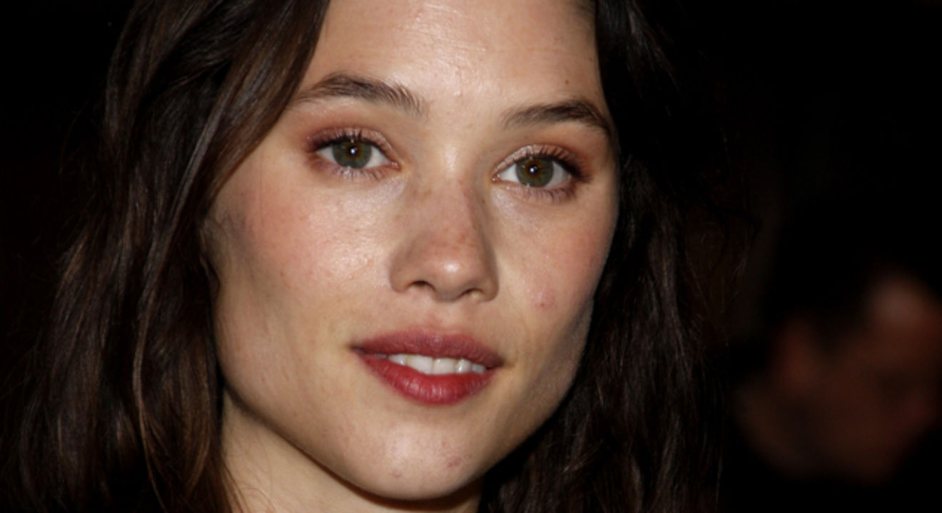 Astrid Bergés-Frisbey 'Pirates of the Caribbean: On Stranger Tides'  Interview 