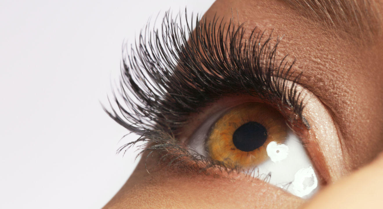 Entity magazines answers all of your burning questions about eyelash extensions with: Eyelash Extensions: What's the Deal?