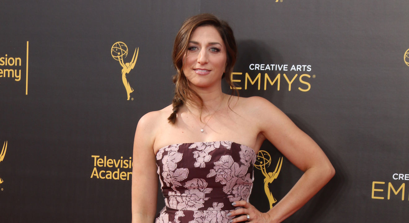 Entity shares facts about Brooklyn Nine-Nine star Chelsea Peretti.