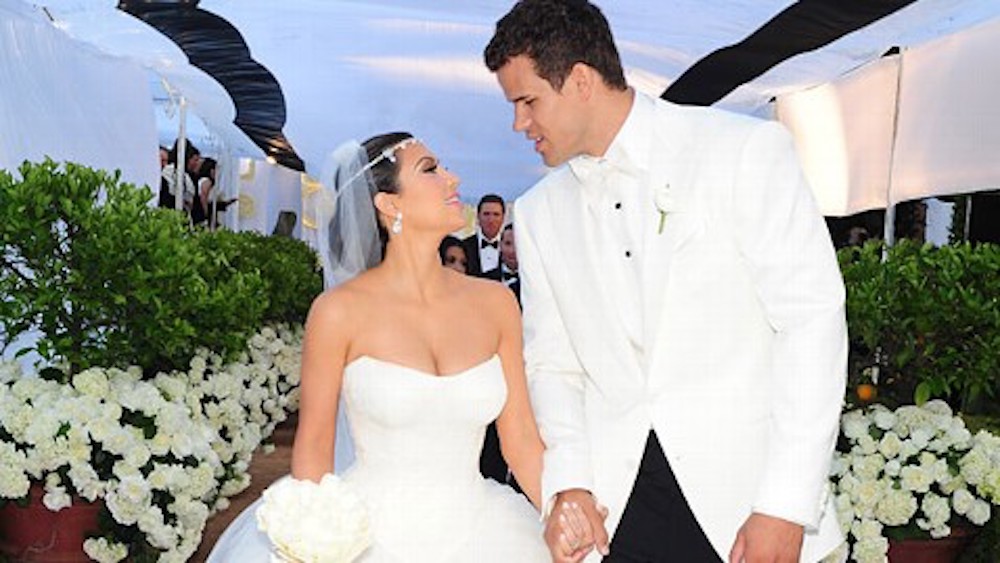 ENTITY reporta on Kim Kardashian wedding to Kanye west