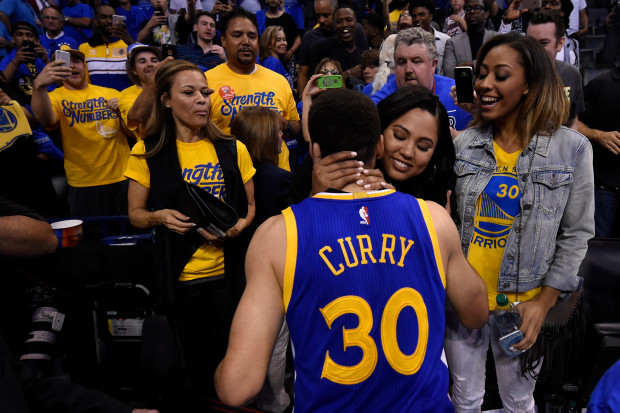 ENTITY shares what makes Ayesha Curry, Stephen Curry wife, amazing.