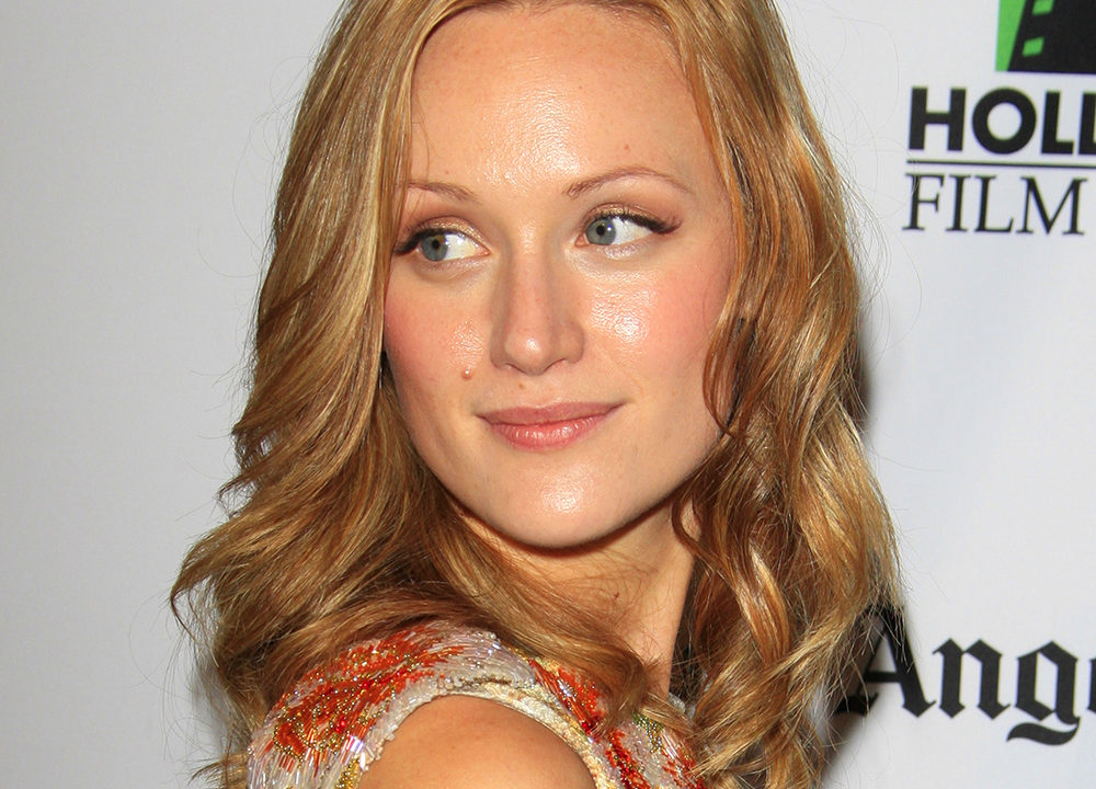 entity talks kerry bishé