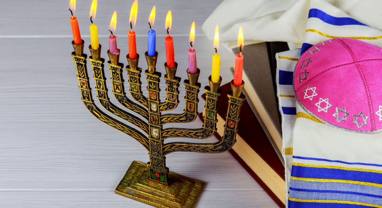 ENTITY reports on hanukkah