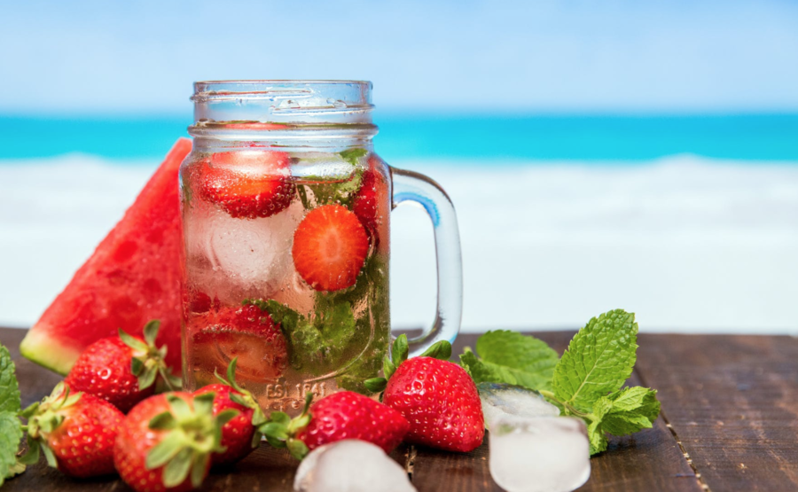 10 Healthy Drinks Other Than Water You Need to be Sipping On