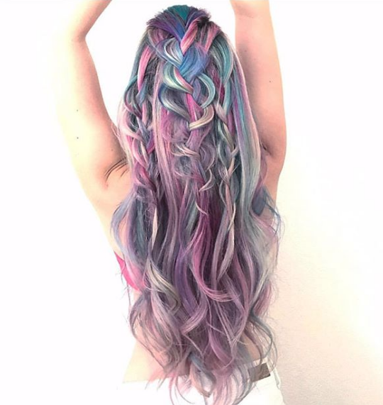The fierce nature of mermaid hairstyles and makeup