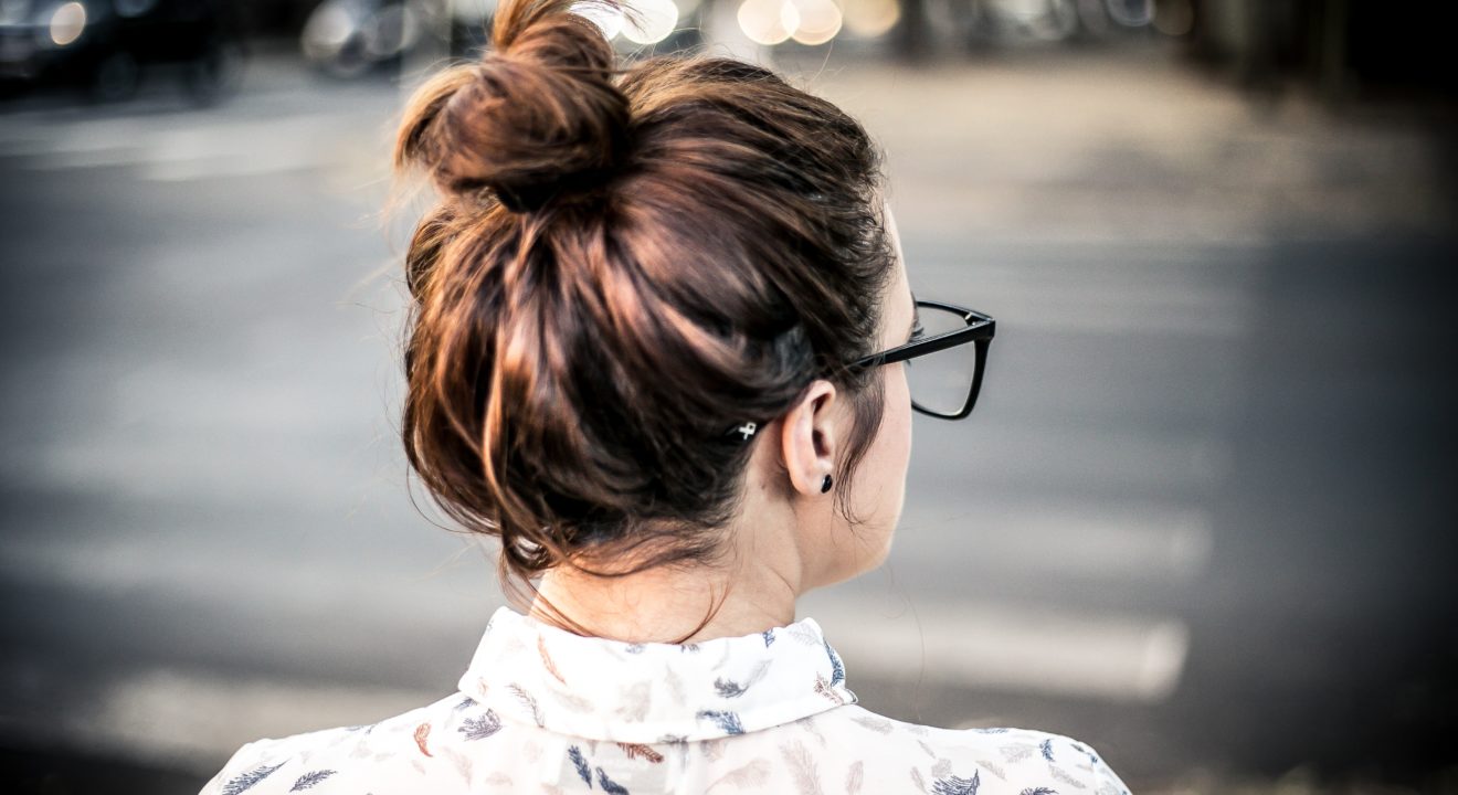 Messy Bun Lazy Hairstyles Entity Acoulibaly Entity