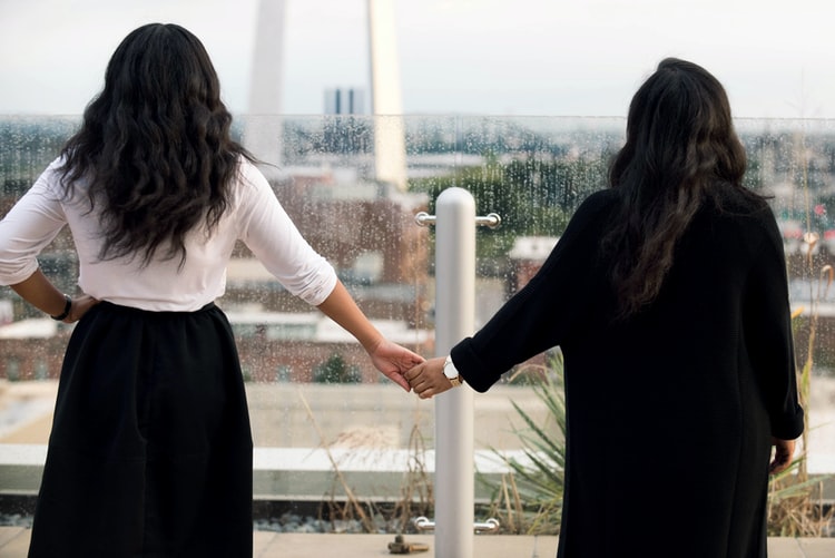 Long distance friendships are hard to maintain, but ENTITY Mag shares some advice.